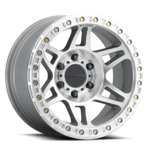 Method Beadlock MR106 17x9 8x165.1 -44 Silver