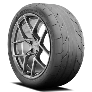 Nitto NT555RII P275/40R18