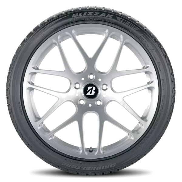 Bridgestone Blizzak LM-32 225/45R19 - Image 3