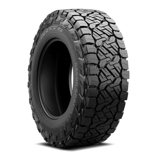 Nitto Recon Grappler A/T 305/60R18