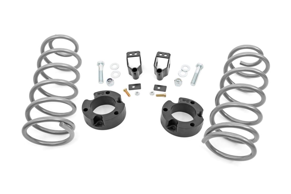 Rough Country 3 Inch Lift Kit X-REAS RR Springs Toyota 4Runner 4WD (2003-2009)
