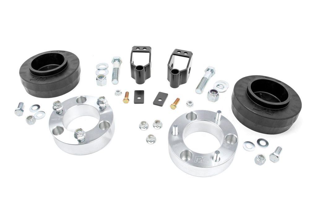 Rough Country 3 Inch Lift Kit X-REAS RR Spacers Toyota 4Runner 4WD (2003-2009)