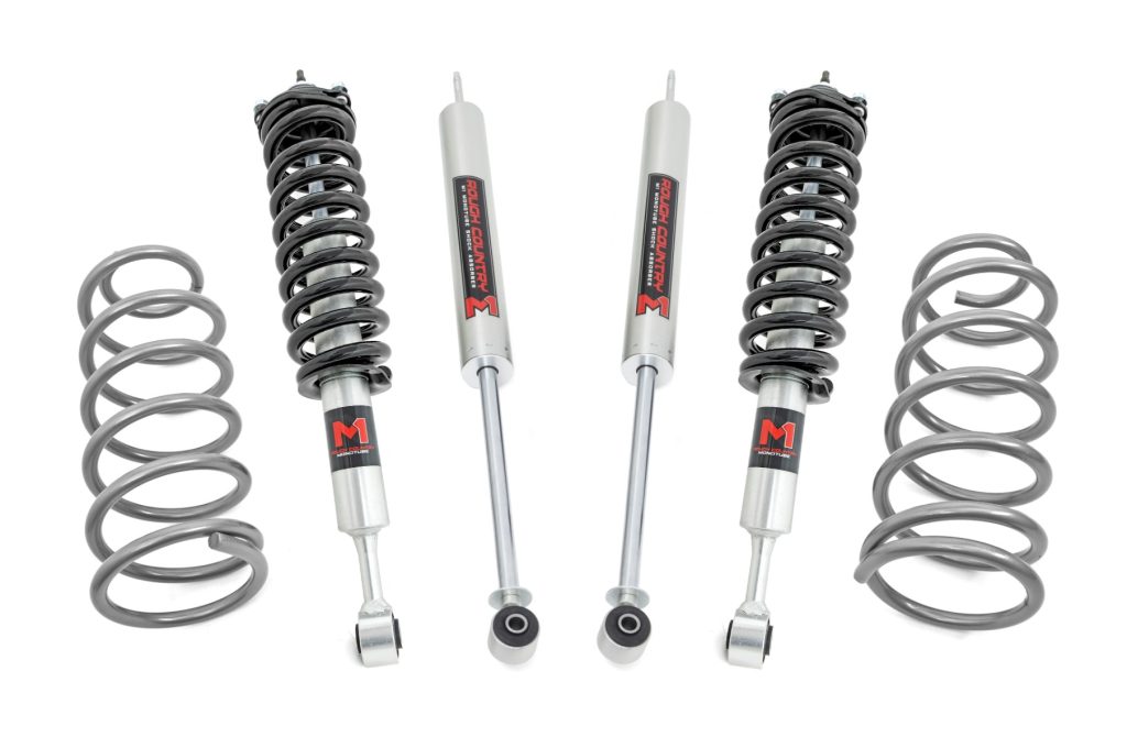 Rough Country 3 Inch Lift Kit M1 Struts/M1 Toyota 4Runner (03-09)/FJ Cruiser (07-14)