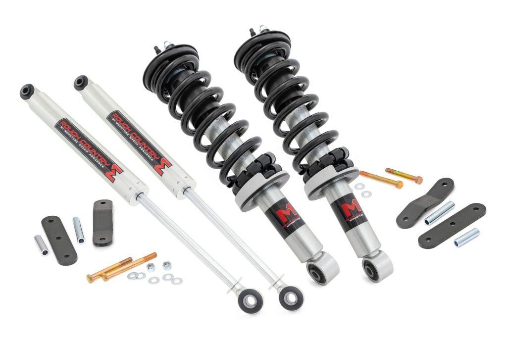 Rough Country 2.5 Inch Lift Kit M1 Struts/M1 Nissan Frontier 4WD (2005-2026)
