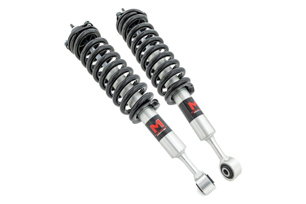 Rough Country M1 Loaded Strut Pair 6in Toyota 4Runner 4WD (2015-2020)