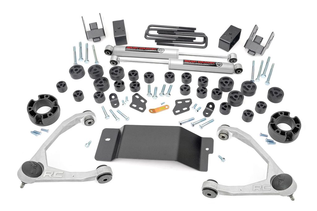 Rough Country 4.75 Inch Lift Kit Combo Chevy/GMC 1500 4WD (07-13)