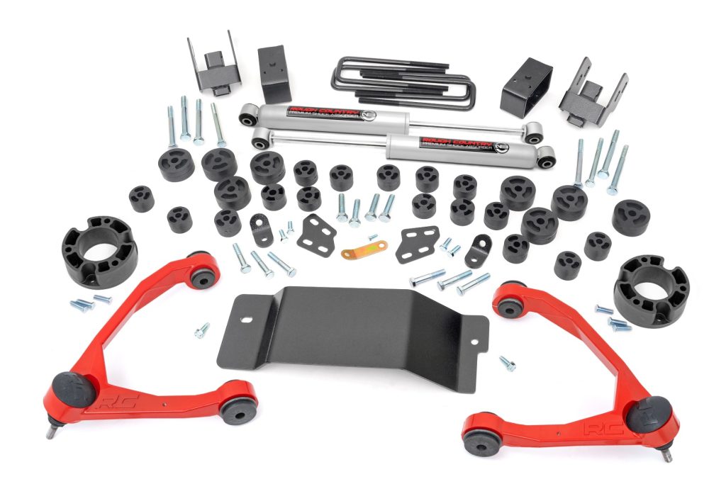 Rough Country 4.75 Inch Lift Kit Combo Chevy/GMC 1500 4WD (07-13)
