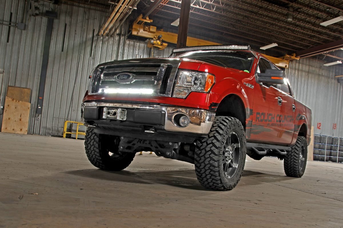Rough Country 6 Inch Lift Kit Vertex/V2 Ford F-150 4WD (2009-2010)
