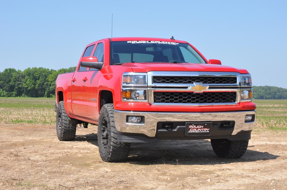 Rough Country 2.5 Inch Leveling Kit Stamped Steel Chevy/GMC Sierra 1500 (16-18)/Silverado 1500 (07-18)