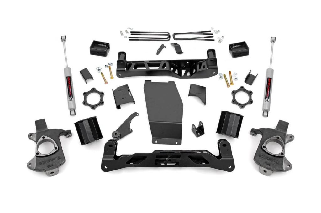 Rough Country 5 Inch Lift Kit Cast Steel Chevy/GMC 1500 4WD (14-18 & Classic)
