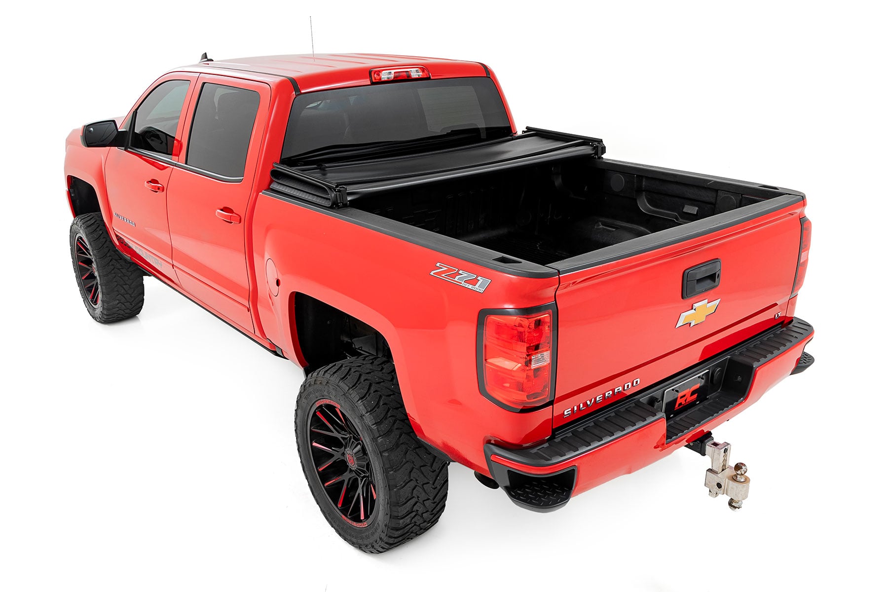 Rough Country Soft Tri-Fold Bed Cover 5β9β³ Bed Chevy/GMC 1500 (14-18 & Classic)