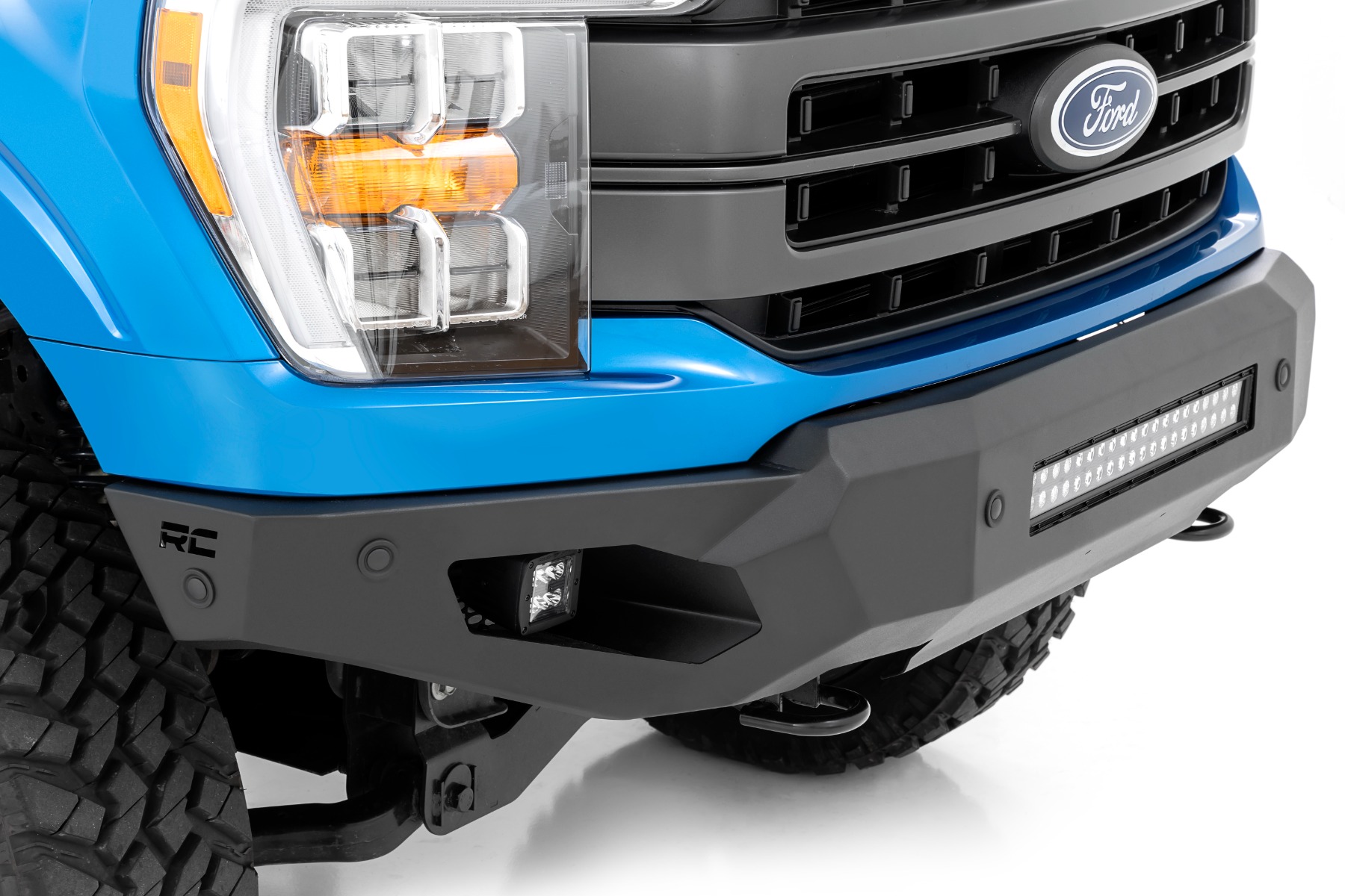 Rough Country High Clearance Front Bumper LED Lights & Skid Plate Ford F-150 (21-23)
