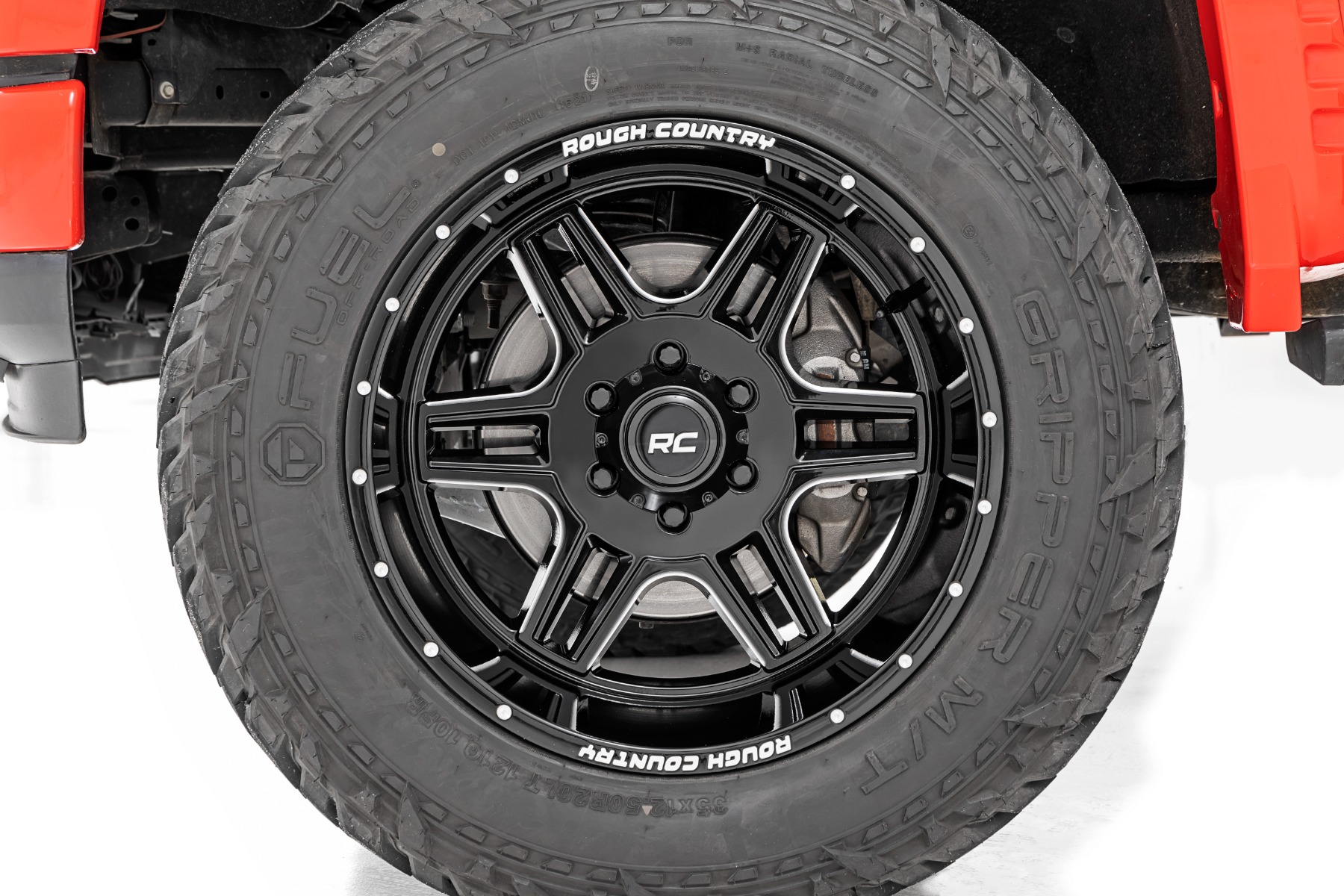 Rough Country 92 Series Wheel Machined One-Piece Gloss Black 18x9 6x5.5 +18mm
