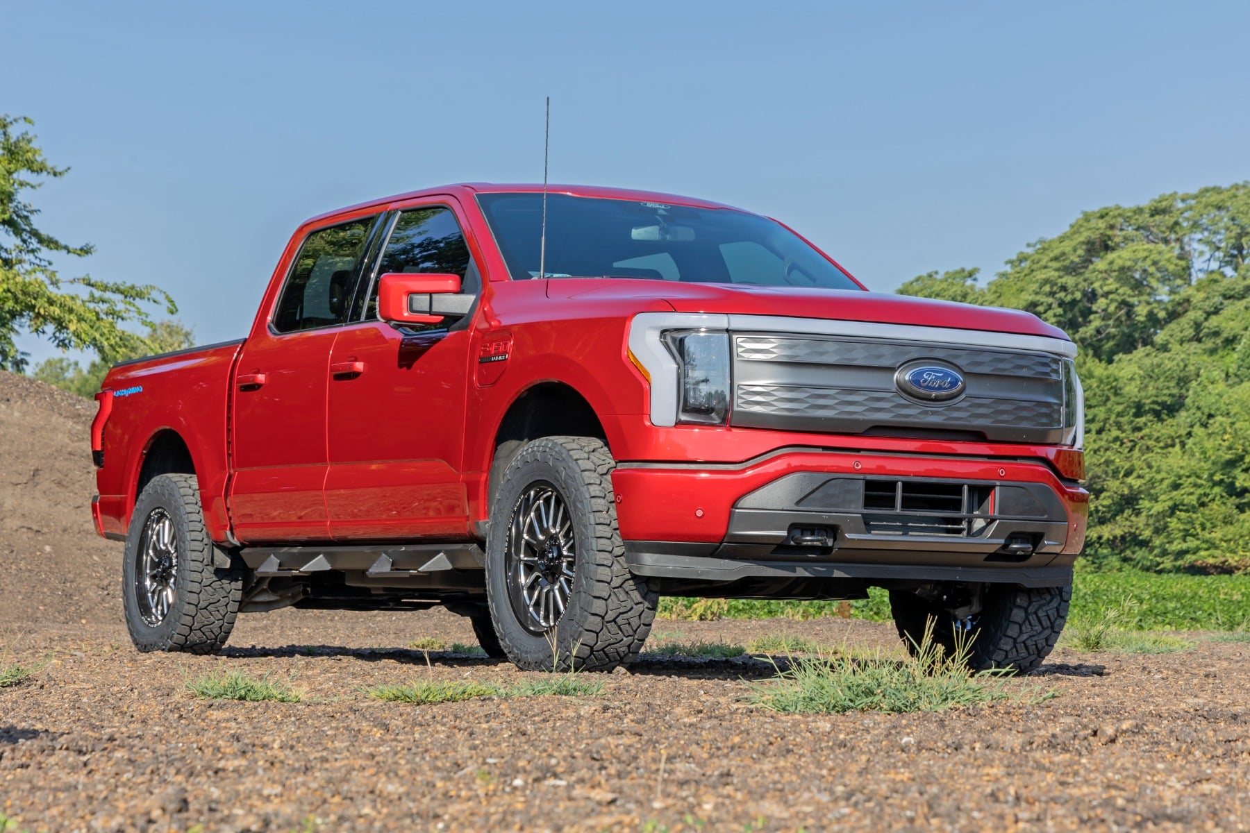 Rough Country 2 Inch Leveling Kit Ford F-150 Lightning 4WD (2022-2026)