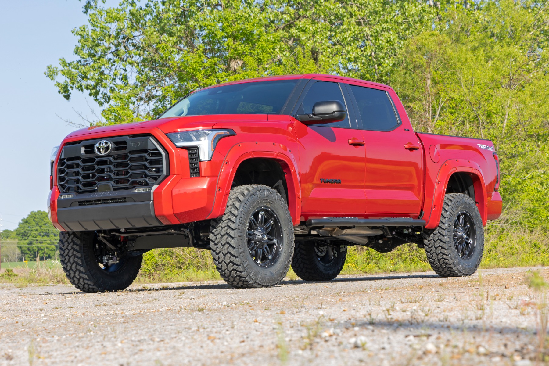 Rough Country Oval Nerf Steps Crew Cab Black Toyota Tundra 2WD/4WD (2022-2026)
