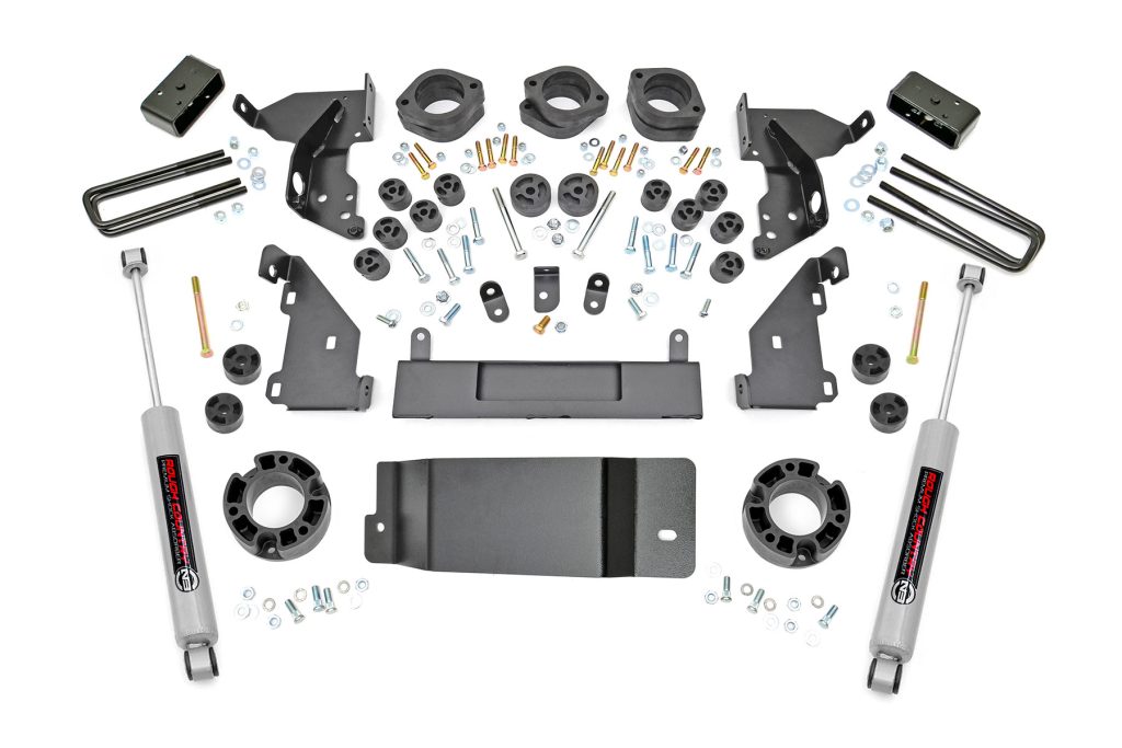 Rough Country 4.75 Inch Lift Kit Combo Chevy/GMC 1500 4WD (14-15)