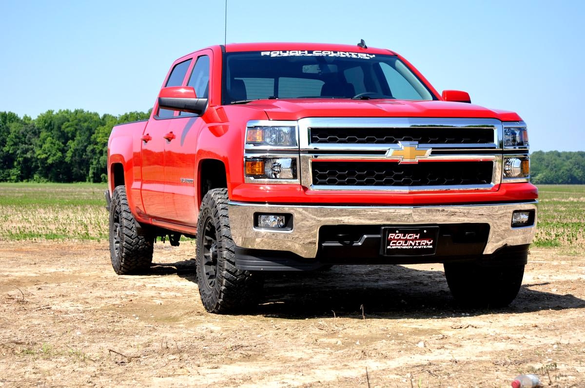 Rough Country 2 Inch Leveling Kit Aluminum Red Chevy/GMC 1500 Truck (07-18) SUV (07-20)