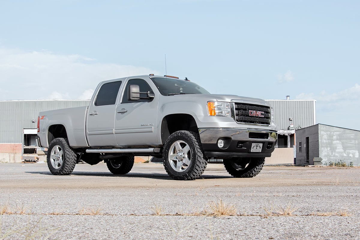 Rough Country 3.5 Inch Lift Kit Chevy/GMC 2500HD/3500HD 2WD/4WD (11-19)