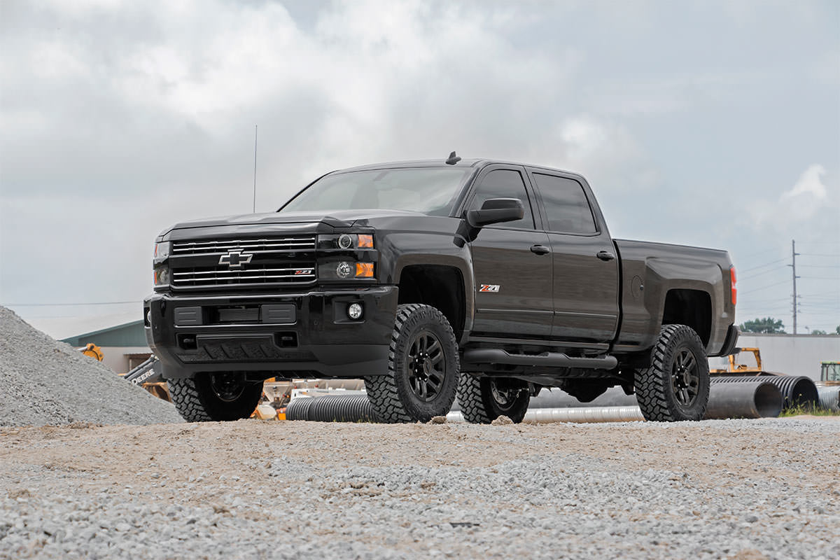 Rough Country 3.5 Inch Lift Kit Chevy/GMC 2500HD/3500HD 2WD/4WD (11-19)