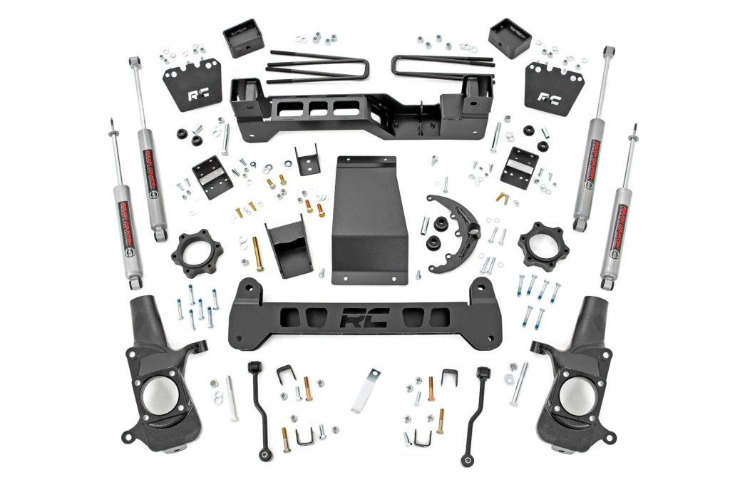 Rough Country 6 Inch Lift Kit Chevy Silverado & GMC Sierra 2500HD 4WD (2001-2010)