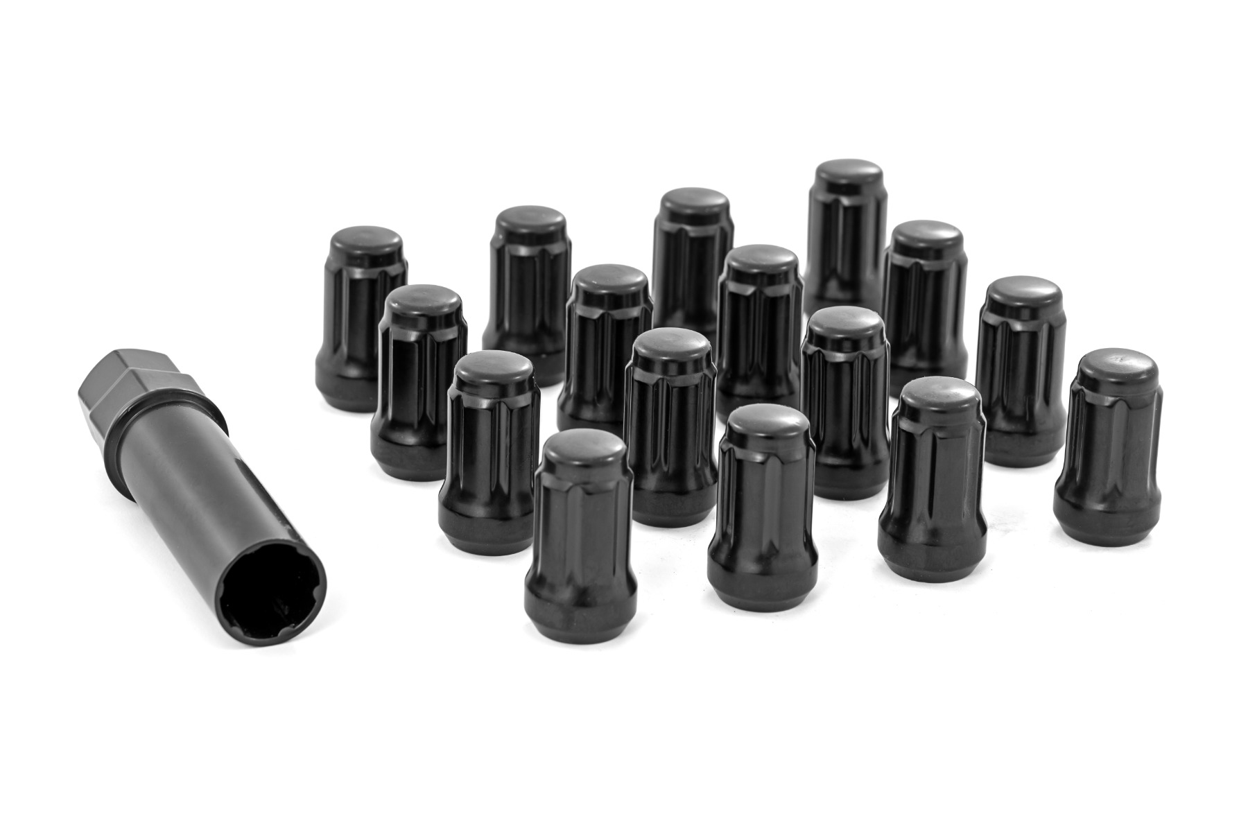 Rough Country Lug Nut Set M12x1.5 16 Qty Splined Black