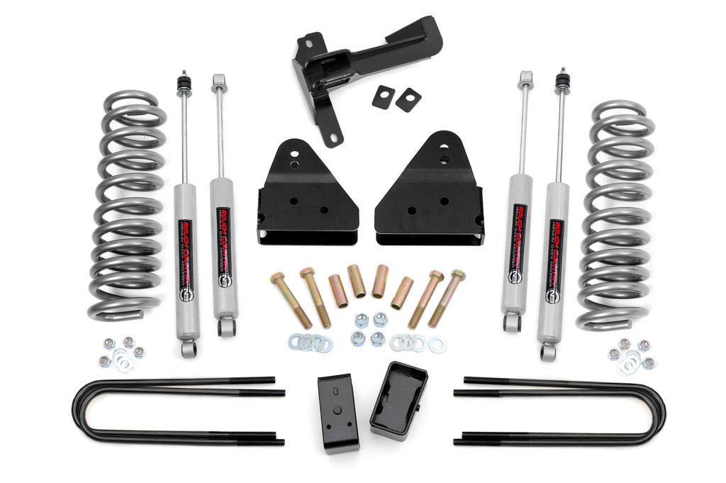 Rough Country 3 Inch Lift Kit FR Springs Ford F-250/F-350 Super Duty 4WD (2008-2010)