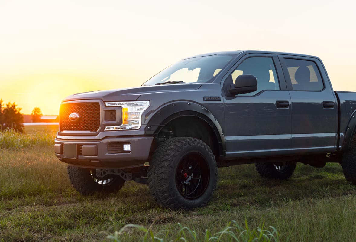 Rough Country Defender Fender Flares SZ Blue Flame Ford F-150 2WD/4WD (2015-2020)