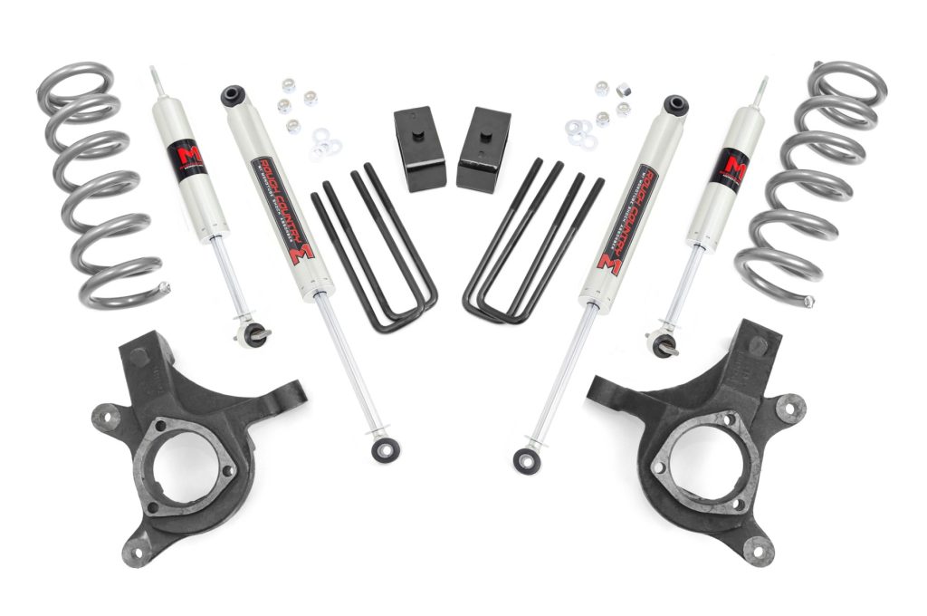 Rough Country 4.5 Inch Lift Kit M1 Chevy Silverado & GMC Sierra 1500 2WD (1999-2006 & Classic)