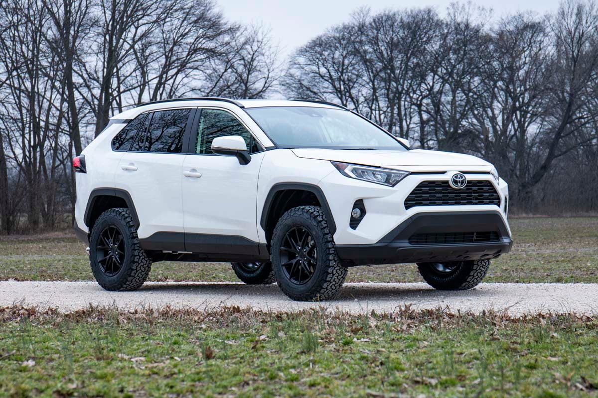 Rough Country 2.5 Inch Lift Kit N3 Struts Toyota RAV4 2WD/4WD (2019-2025)