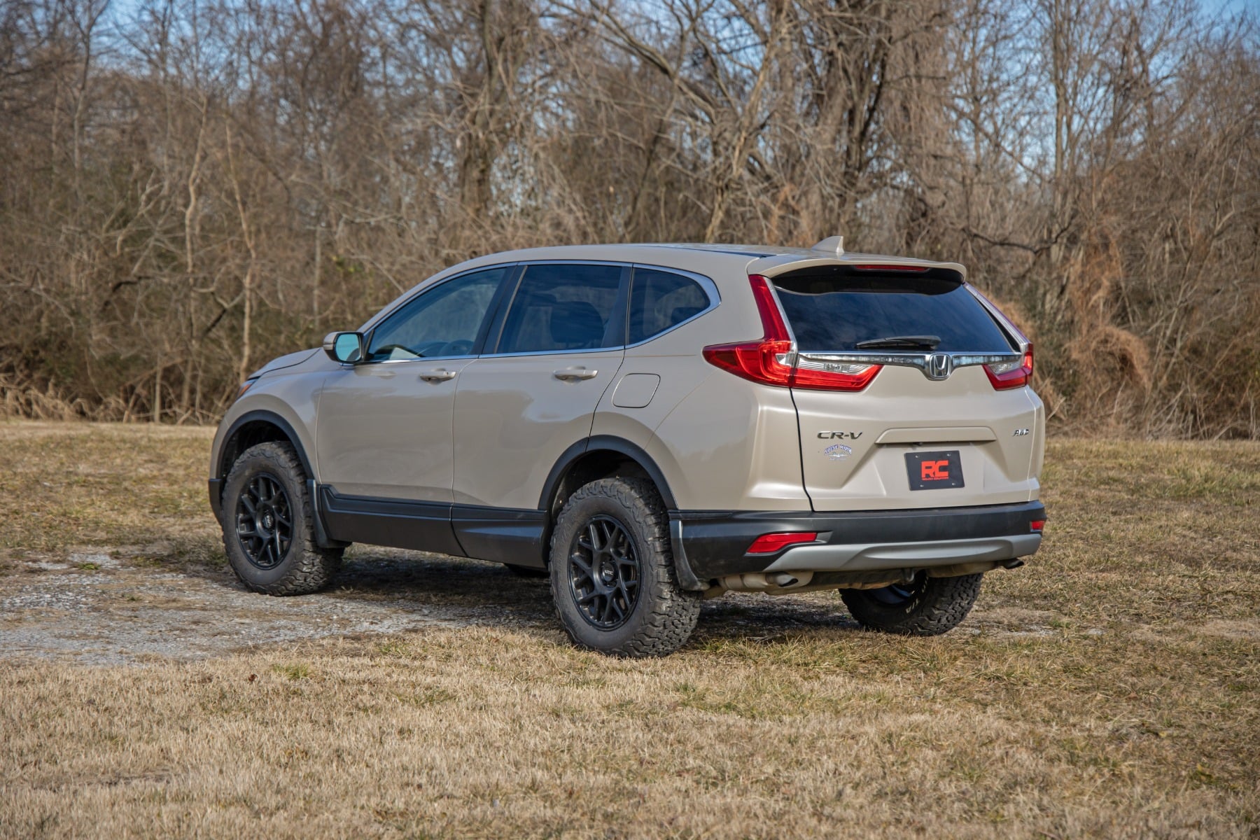 Rough Country 2 Inch Lift Kit N3 Struts Honda CR-V 4WD (2017-2020)