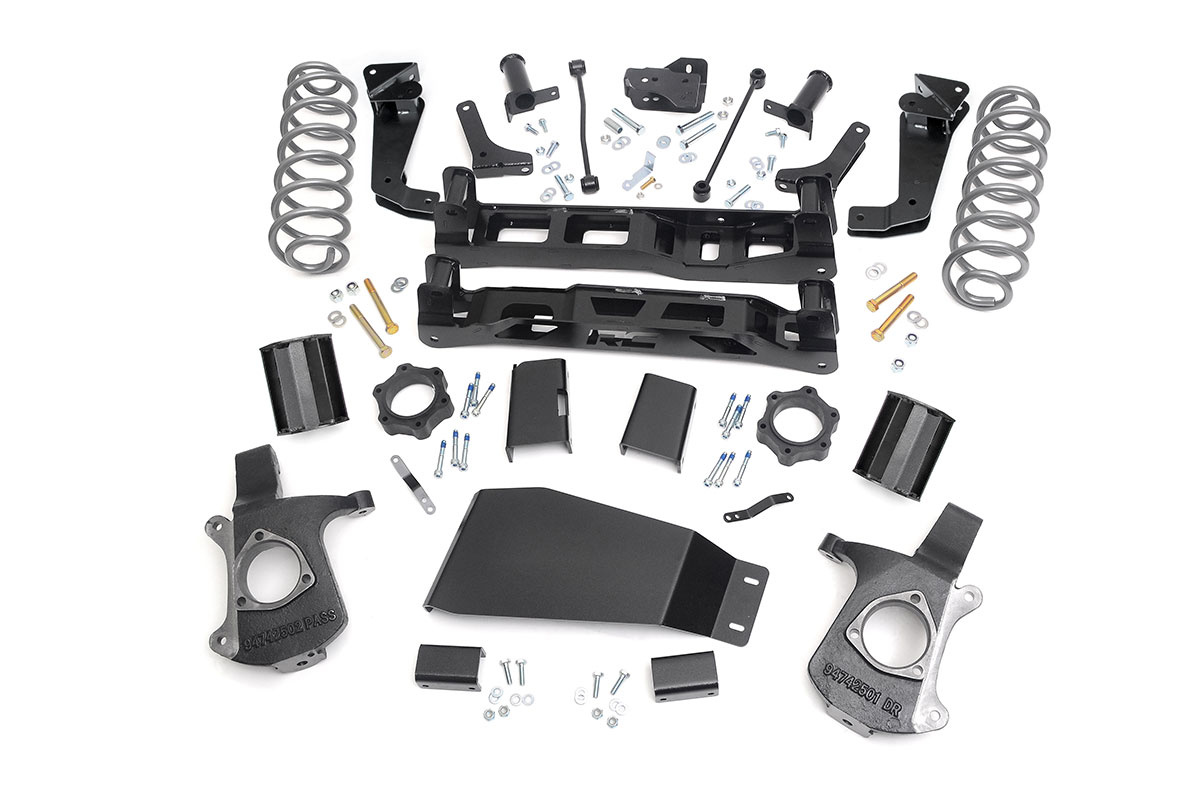 Rough Country 7.5 Inch Lift Kit Chevy/GMC Tahoe/Yukon 2WD/4WD (2007-2014)