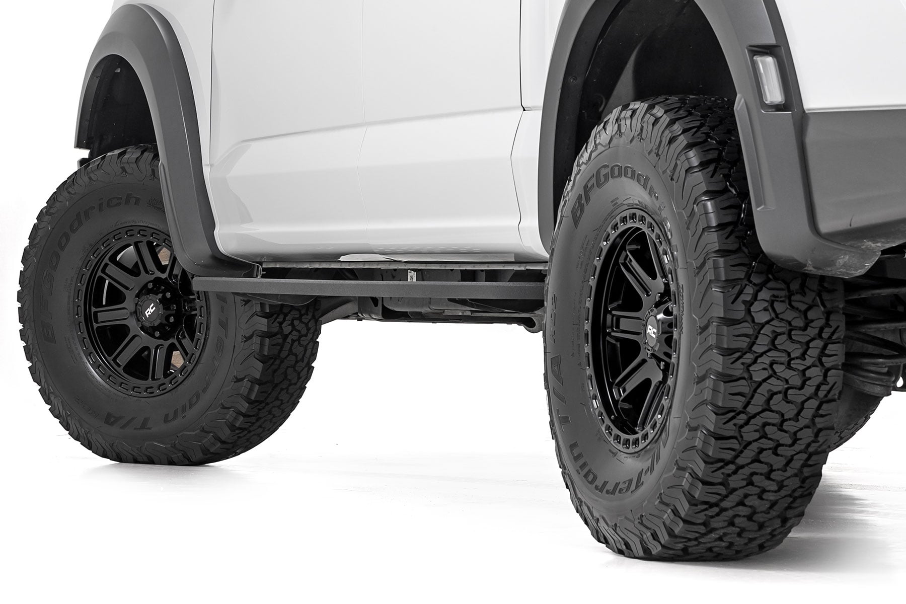 Rough Country 84 Series Wheel One-Piece Gloss Black 15x8 5x5.5 -19mm