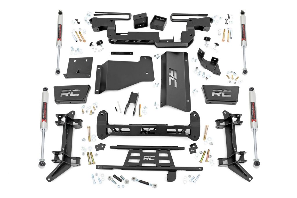 Rough Country 6 Inch Lift Kit 8-Lug M1 Chevy 3/4-Ton Suburban/C2500/K2500 Truck/C3500/K3500 Truck (88-00)