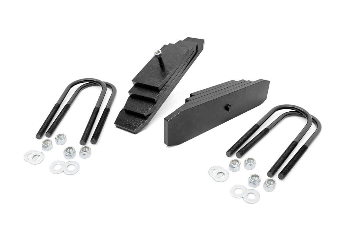 Rough Country 2 Inch Leveling Kit Leaf Block Ford F-250/F-350 Super Duty 4WD (99-04)