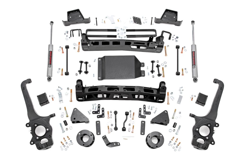 Rough Country 6 Inch Lift Kit Nissan Titan 4WD (2017-2024)