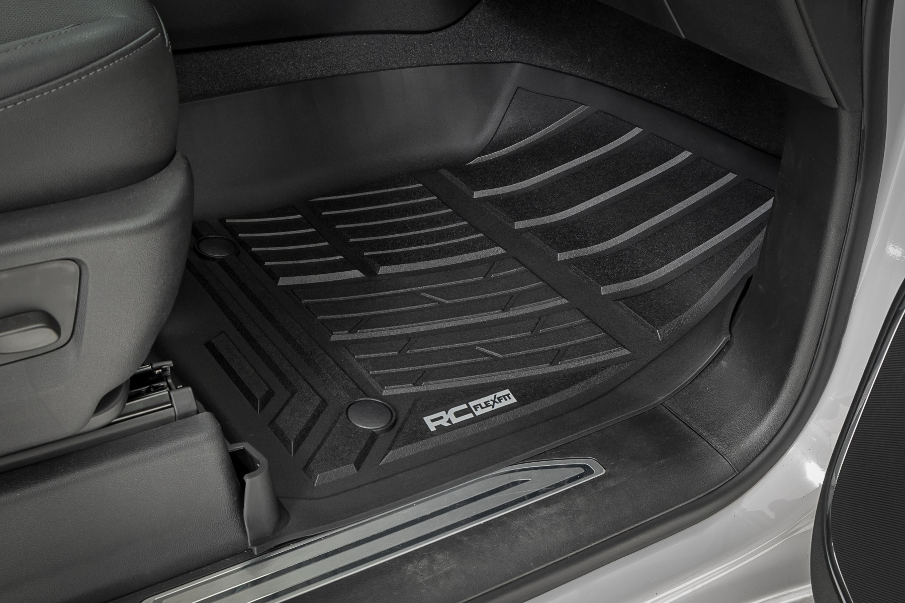 Rough Country Flex-Fit Floor Mats FR & RR FR Bucket Crew Chevy/GMC 1500/2500HD/3500HD (19-26)