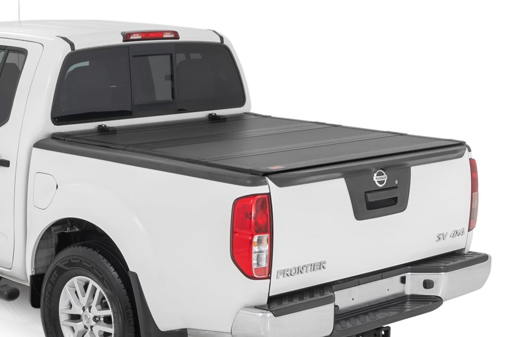 Rough Country Hard Tri-Fold Flip Up Bed Cover 5′ Bed Nissan Frontier 2WD/4WD (05-21)