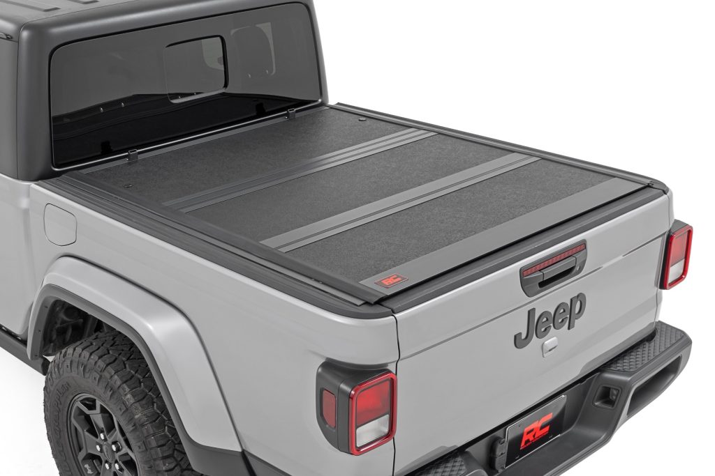 Rough Country Hard Low Profile Bed Cover 5′ Bed Jeep Gladiator JT 4WD (2020-2026)
