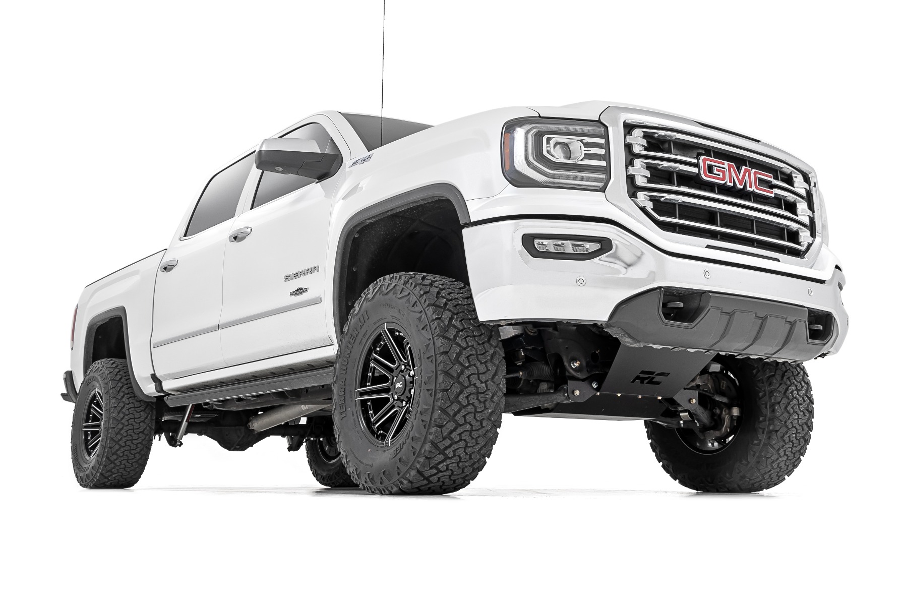 Rough Country 7 Inch Stamped Steel LCA Lift Kit Forged UCA Bracket M1 Struts/M1 Chevy/GMC 1500 (16-18)