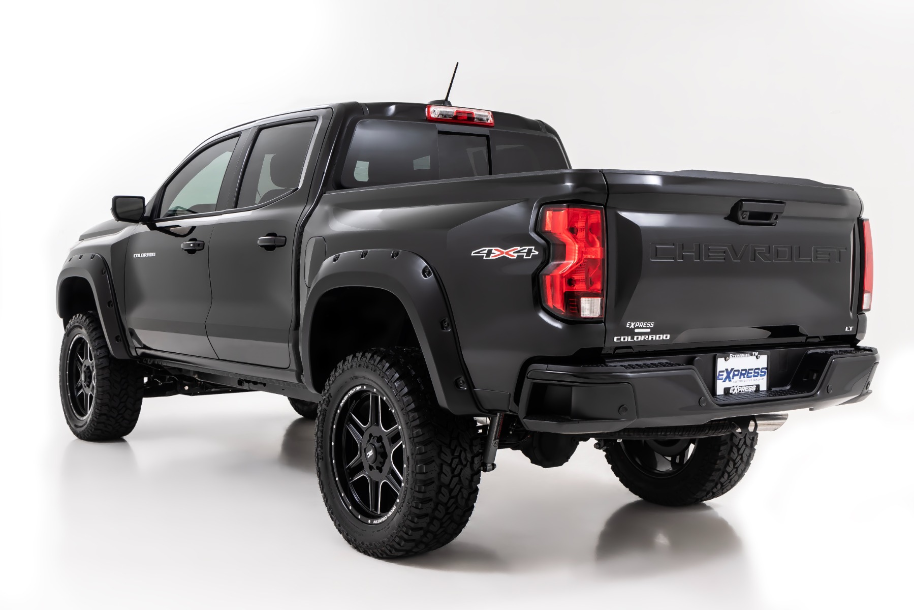 Rough Country Pocket Fender Flares GXD Sterling Grey Metallic Chevy Colorado (23-26)