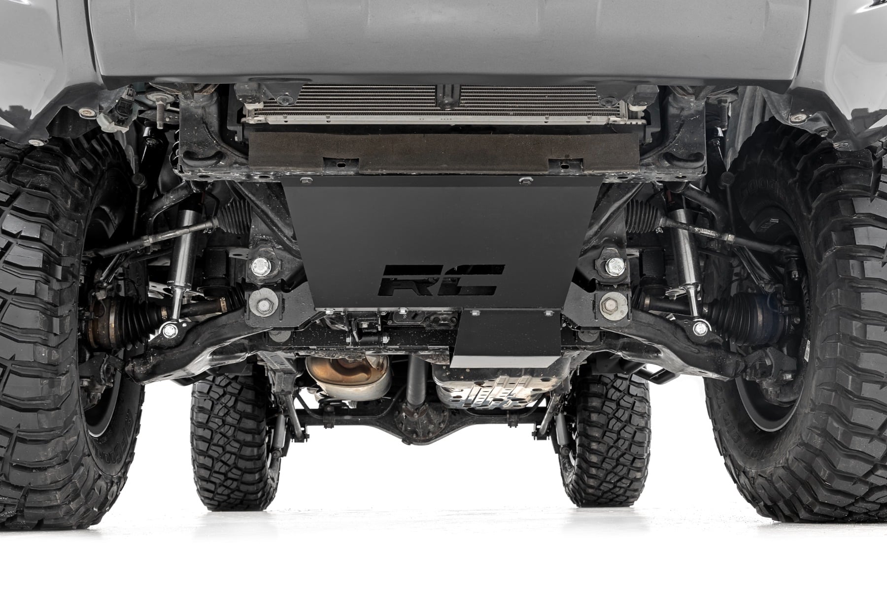 Rough Country 6 Inch Lift Kit M1 Struts Toyota 4Runner 2WD/4WD (2015-2020)
