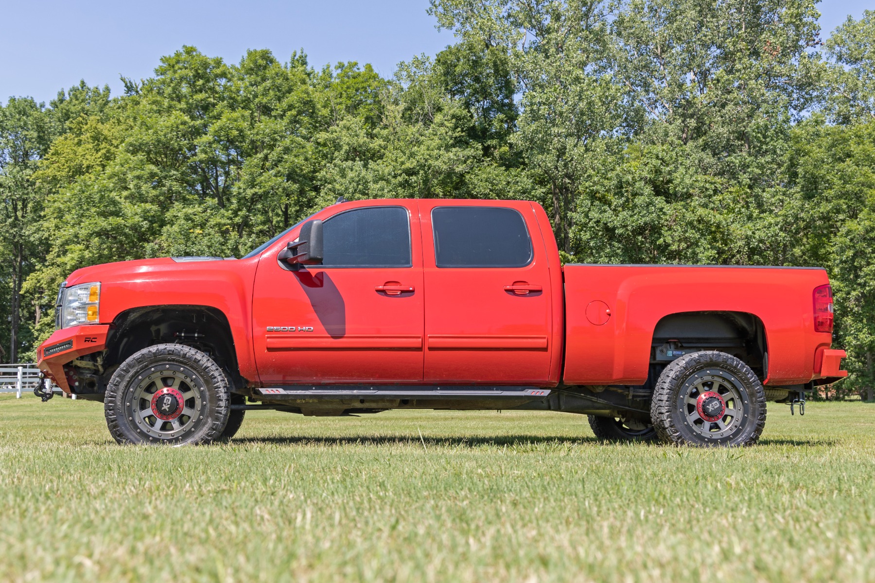 Rough Country 3.5 Inch Knuckle Lift Kit V2 Chevy/GMC 2500HD/3500HD (11-19)