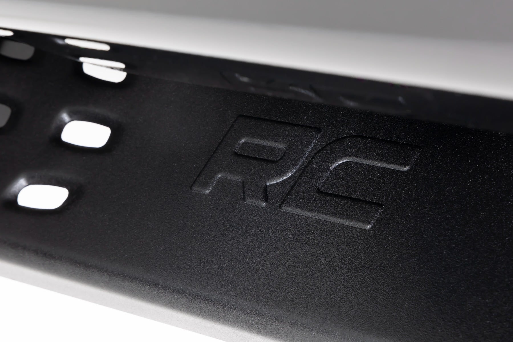 Rough Country RPT2 Running Board Crew Cab Black Toyota Tundra 2WD/4WD (2007-2021)