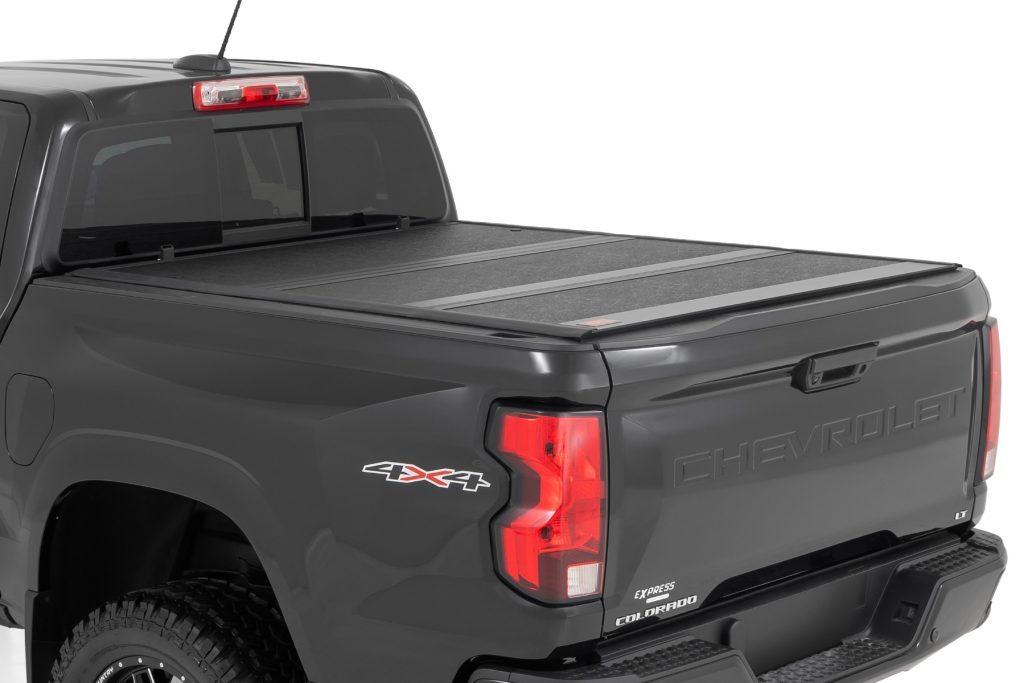 Rough Country Hard Low Profile Bed Cover 5′ Bed Chevy/GMC Canyon/Colorado (15-26)