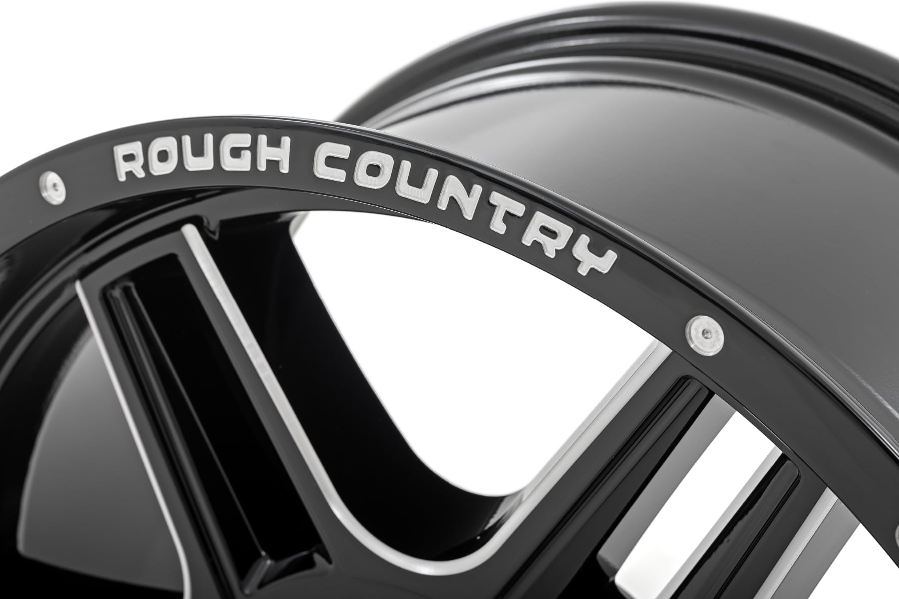 Rough Country 92 Series Wheel Machined One-Piece Gloss Black 18x9 5x5.5 +0mm
