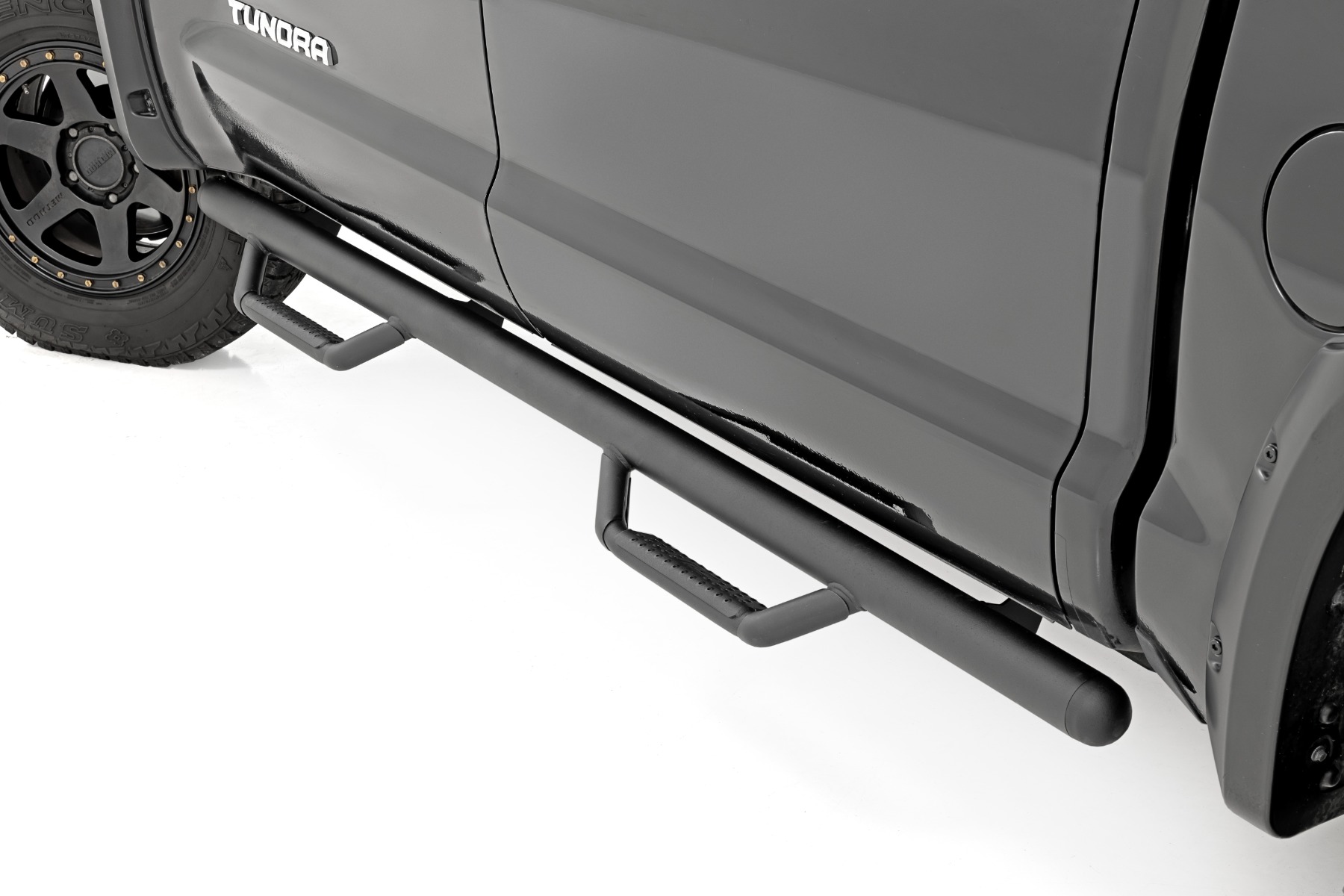 Rough Country Nerf Steps Cab Length CrewMax 5β7β³ Bed Toyota Tundra 2WD/4WD (07-21)