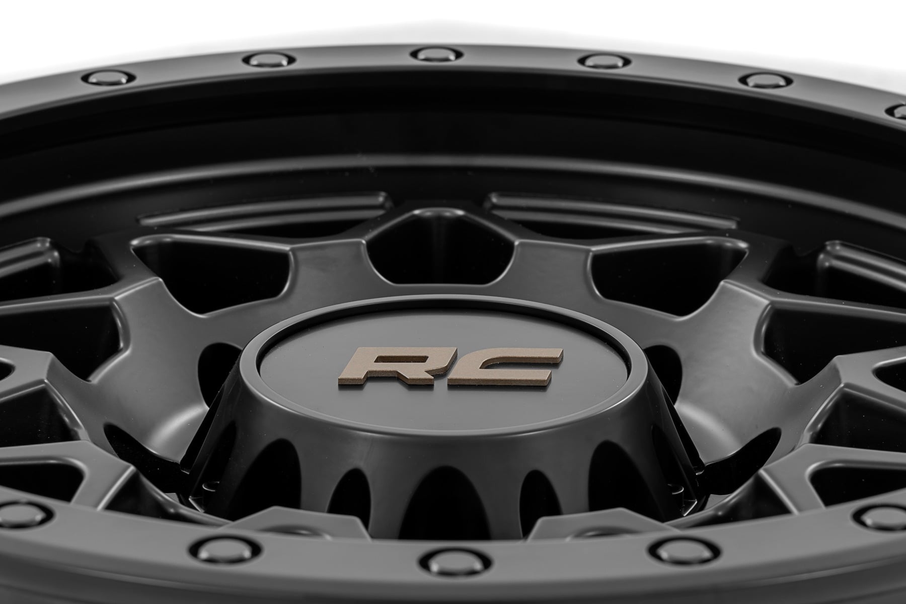 Rough Country 78 Series Wheel Simulated Beadlock Black 18x9 8x170 0mm