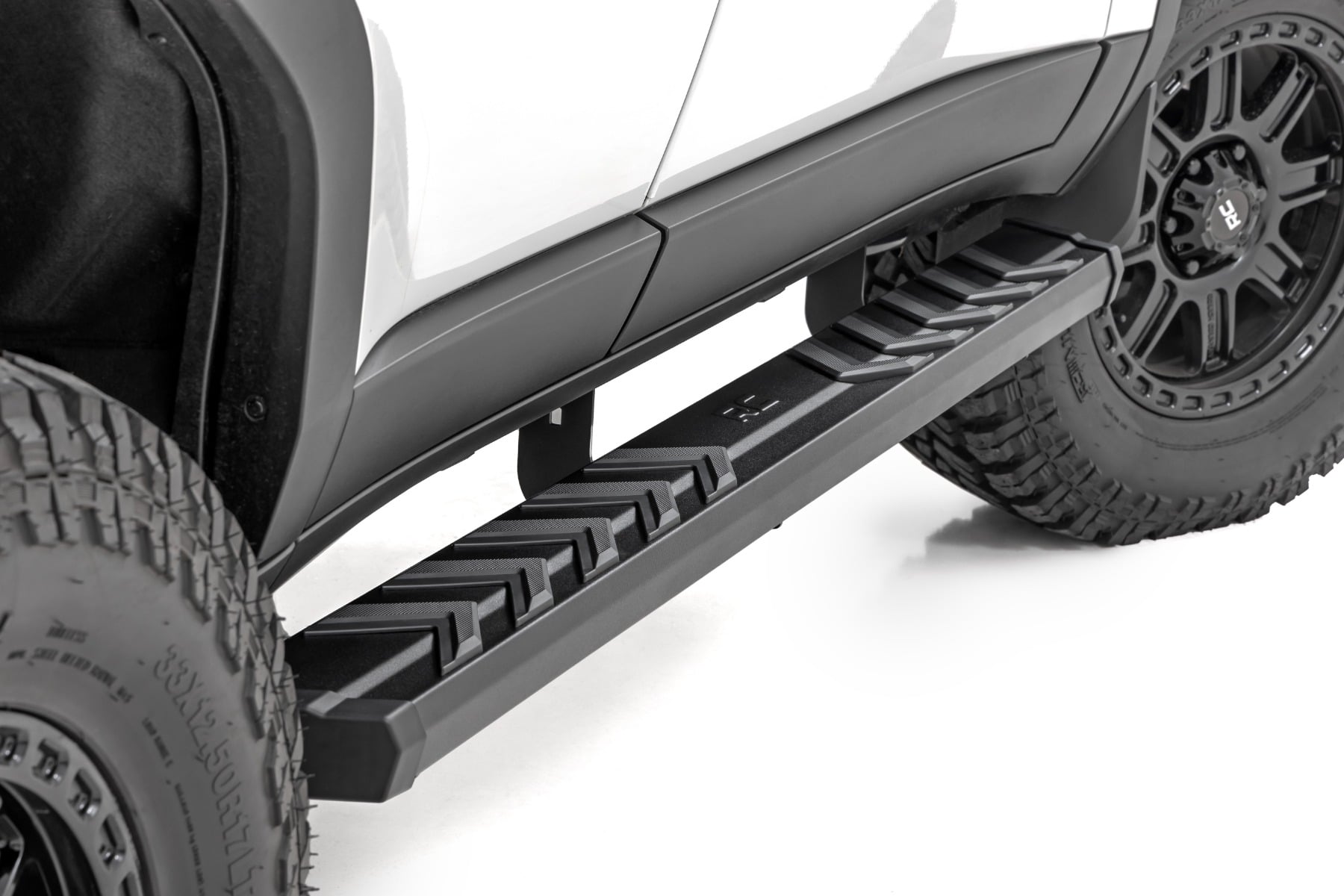 Rough Country BA2 Running Boards Side Step Bars Toyota Land Cruiser 4WD (2024-2026)