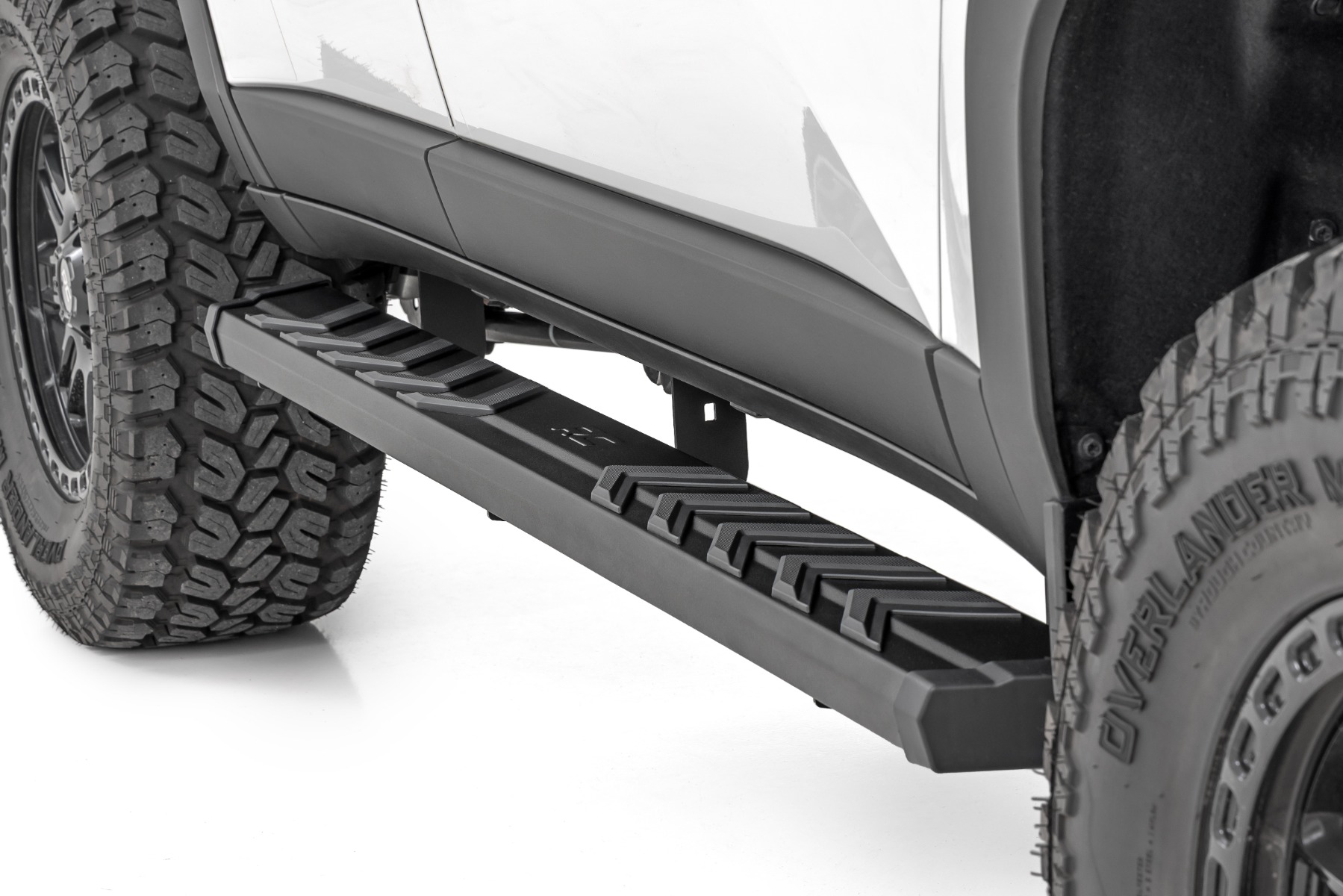 Rough Country BA2 Running Boards Side Step Bars Toyota Land Cruiser 4WD (2024-2026)