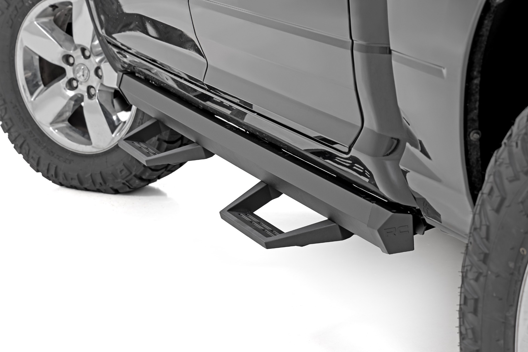 Rough Country SRL2 Adj Aluminum Step Crew Cab Ram 1500/2500/3500 2WD/4WD (2010-2018 & Classic)